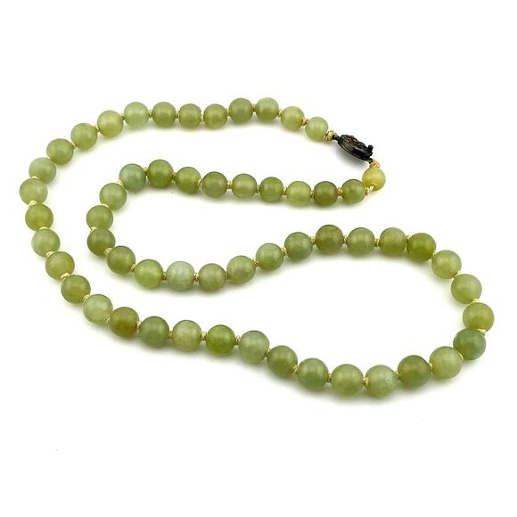 Vintage Chinese Export Green Beaded Necklace Serpentine Stone Rounds Knotted